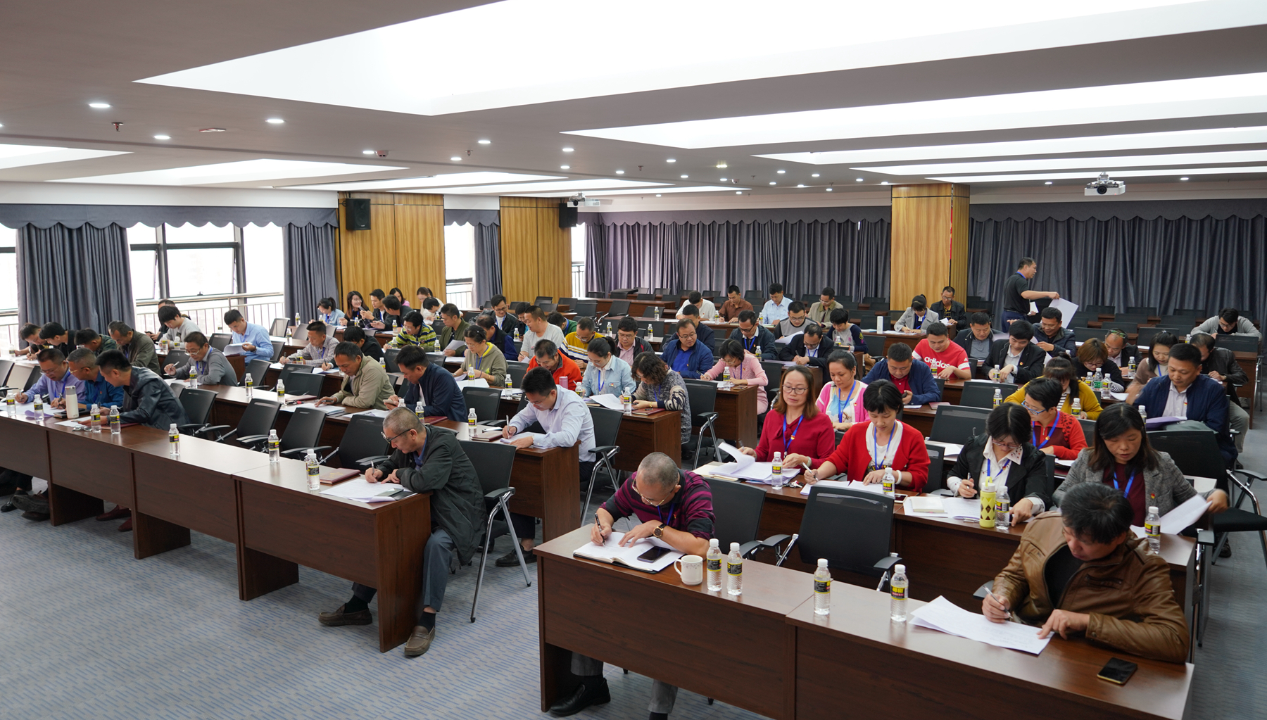 28圈官网-不凡成绩非凡,相信品牌的实力