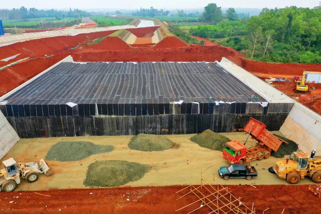 28圈官网-不凡成绩非凡,相信品牌的实力